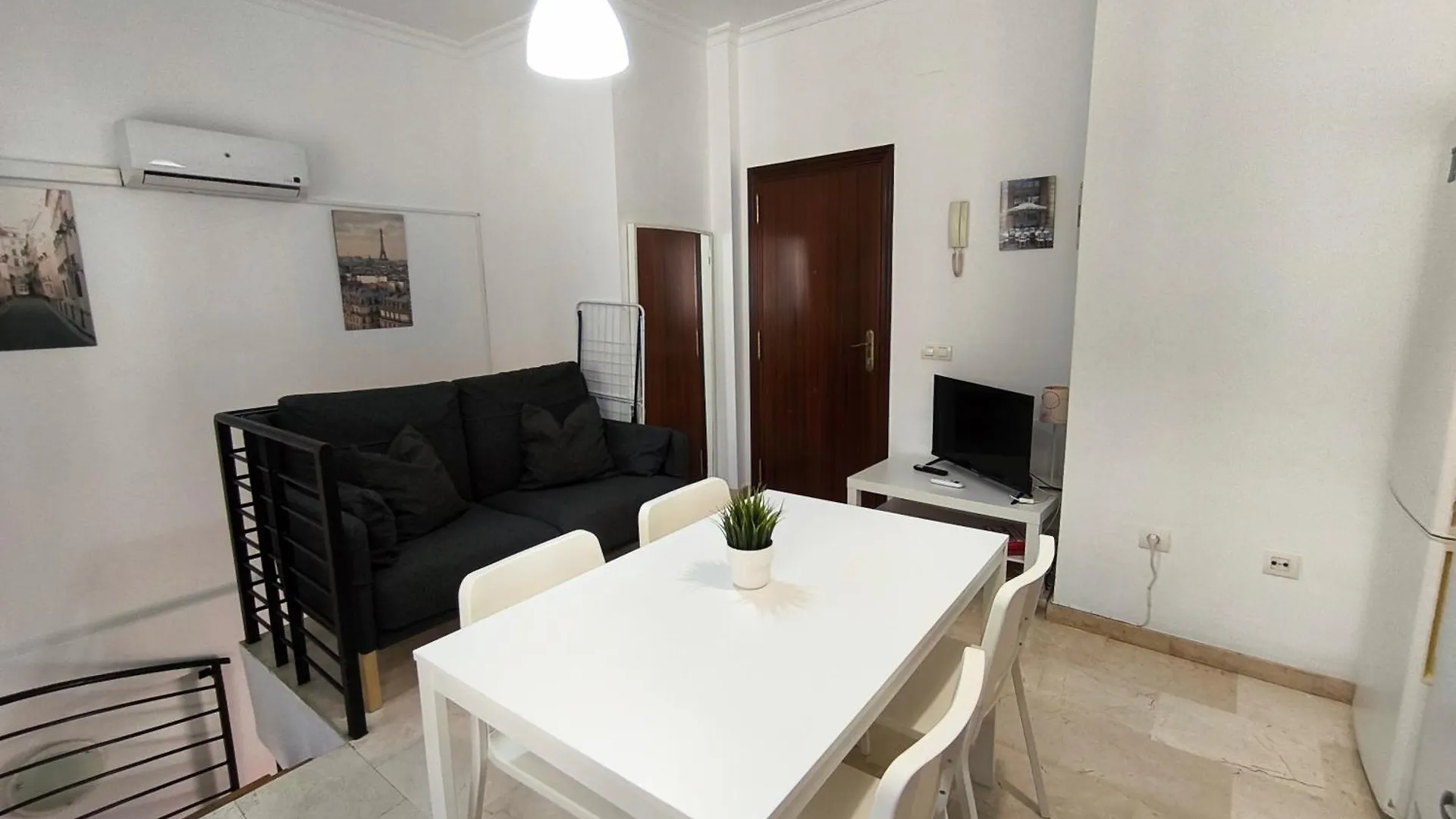 Cosy Duplex Flat In The Heart Of Malaga Apartment